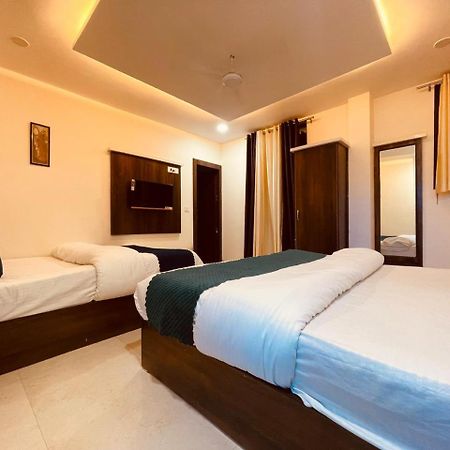 Wooibhotels The Divine Ganga Haridwār Buitenkant foto