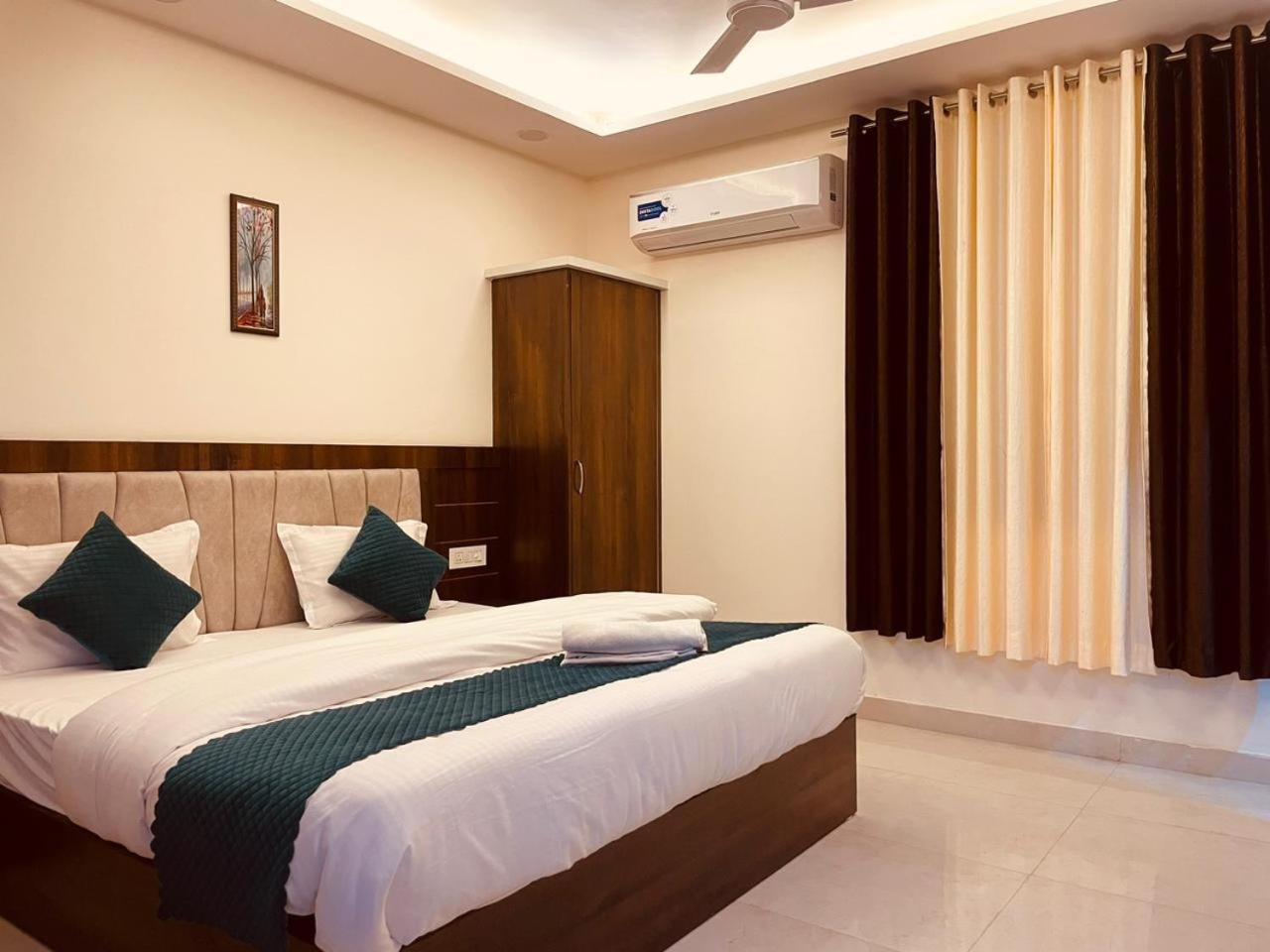 Wooibhotels The Divine Ganga Haridwār Buitenkant foto